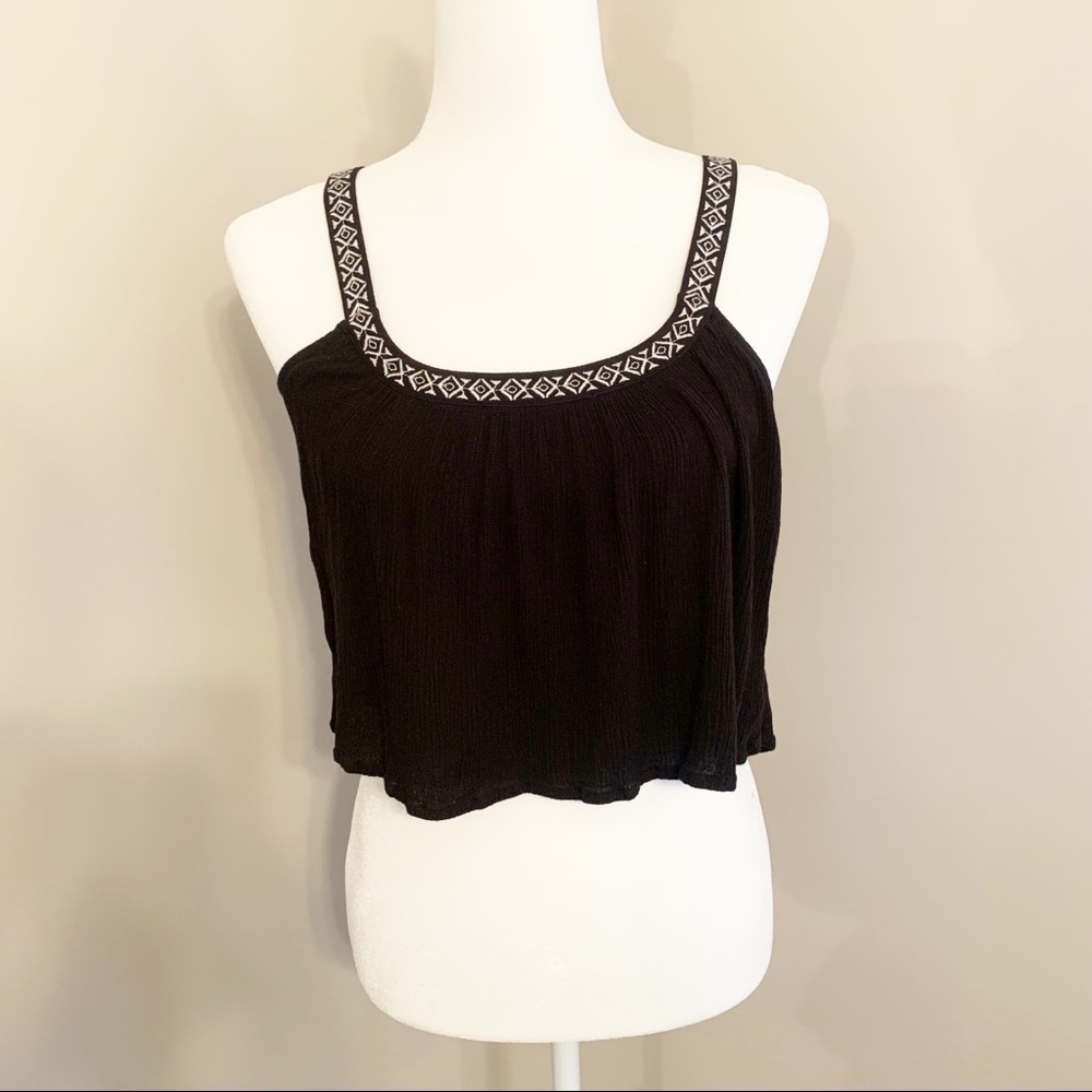 Bethany Mota Black White Southwest Crop Top